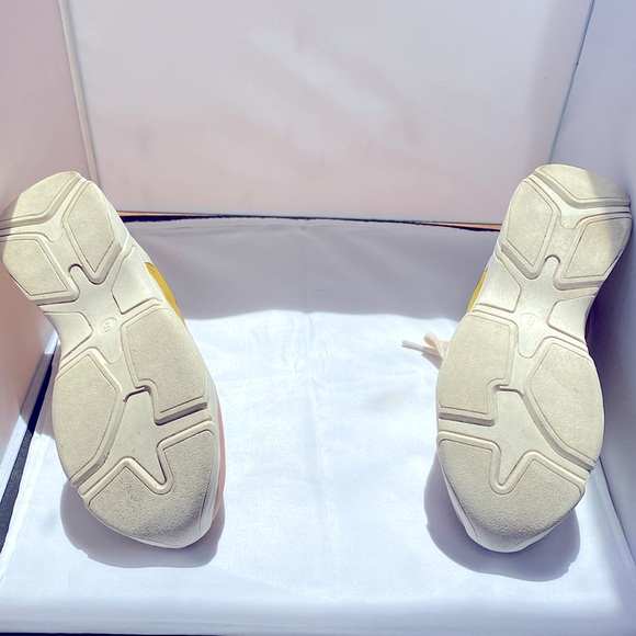 Like New, Tennis Shoes, Big Buddha brand, Women’s sz 8 - Picture 6 of 7